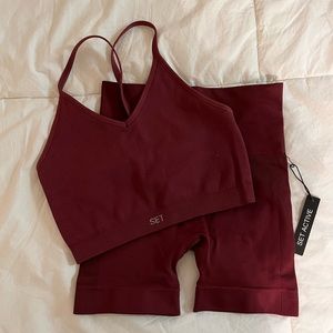 Burgundy SET Active set